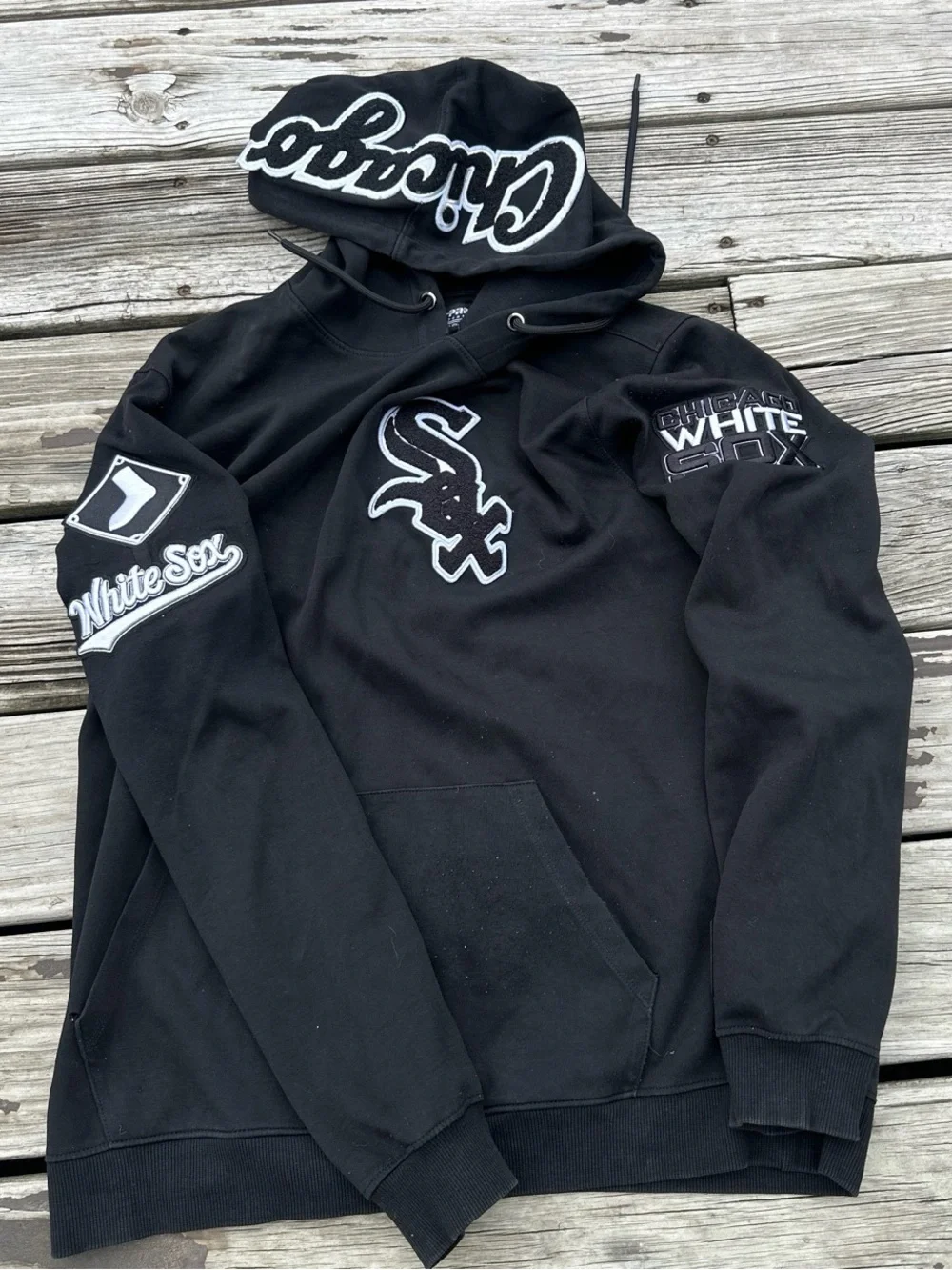 Chicago White Sox Black Pro Standard Logo Pullover Hoodie Men’s Size XL